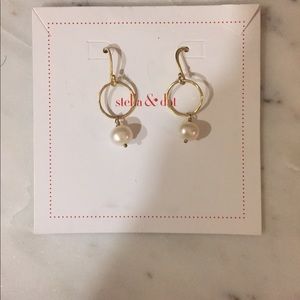 Stella & Dot Gold with Pearl Earrings - NBW